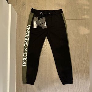 Dolce & Gabbana Men's Black and Olive Joggers